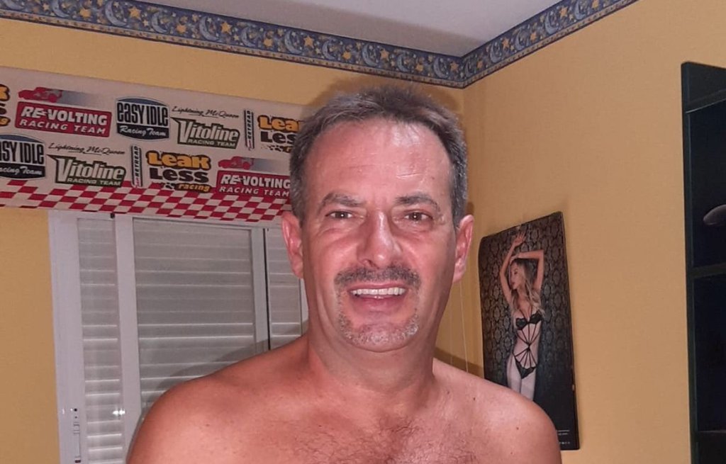 Imagen de Hola, buenos días. me gustaría conocer mujeres para salir,y quien sabe....