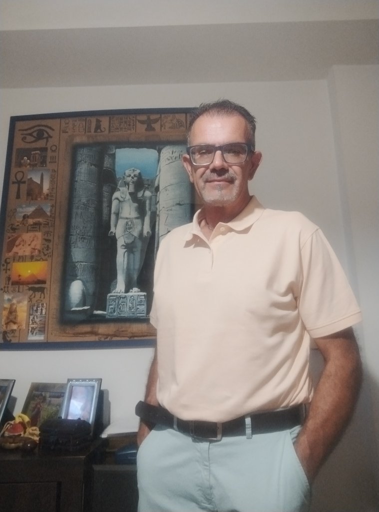 Imagen de Conocer mujer para relación seria en la Costa de Granada España, tambíen amistad