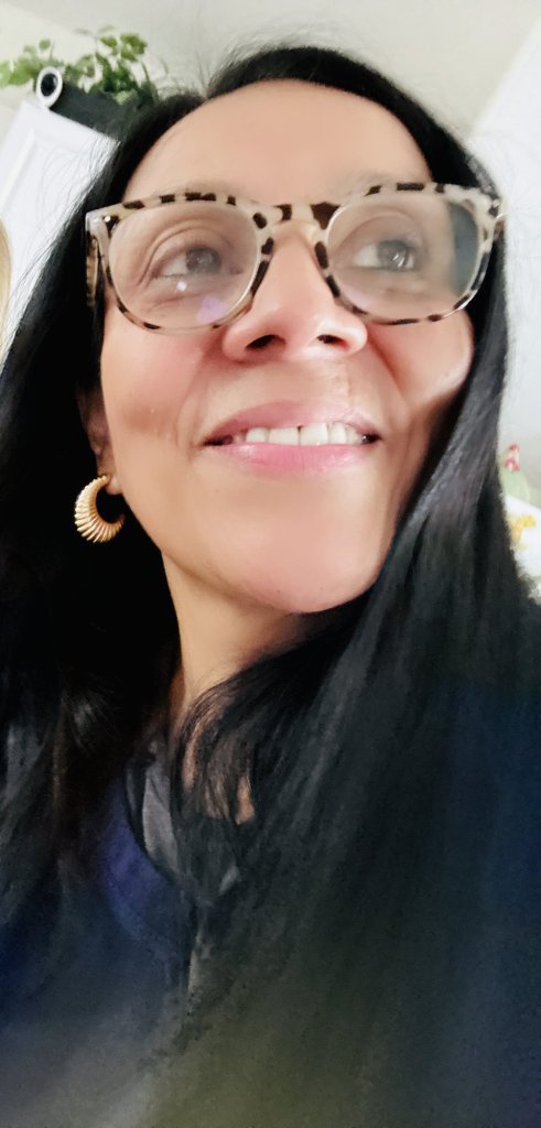 Imagen de Hola mi gente linda. Buenos días tenga un bello día.Que Dios los bendiga