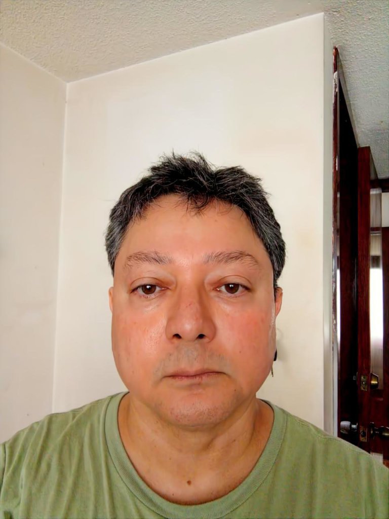 Imagen de Busco mujer que viva en la CDMX no importa la edad.