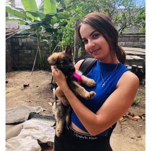 Melanni26