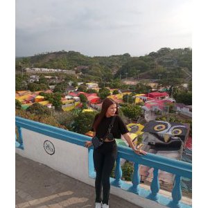 Estefi13