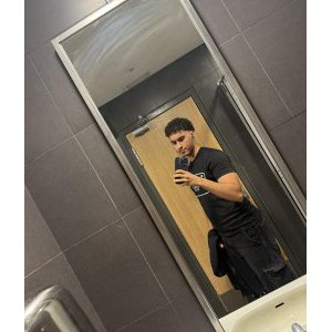 Yassinee
