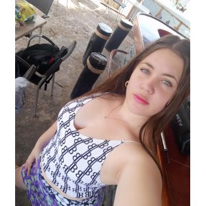 Claudia2000