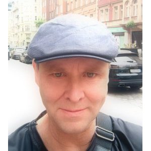 Daniel001