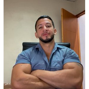 David933